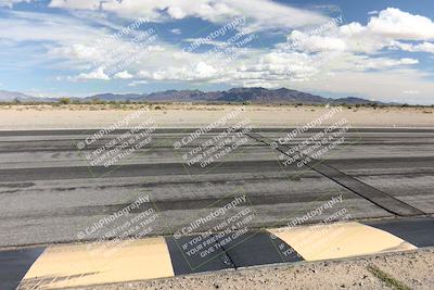 media/Nov-16-2025-Race Pace (Sun) [[8c5fa54630]]/Non Verified Riders (1st 20 Minutes)/3-Turn 3 Inside (11am)/